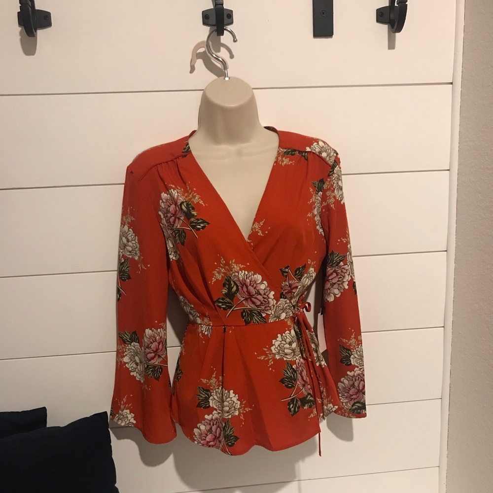 ASTR The Label - Floral Wrap Blouse - small NWT
